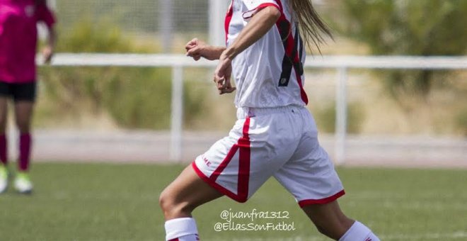 Marta Perarnau en un partido con el Rayo Vallecano.