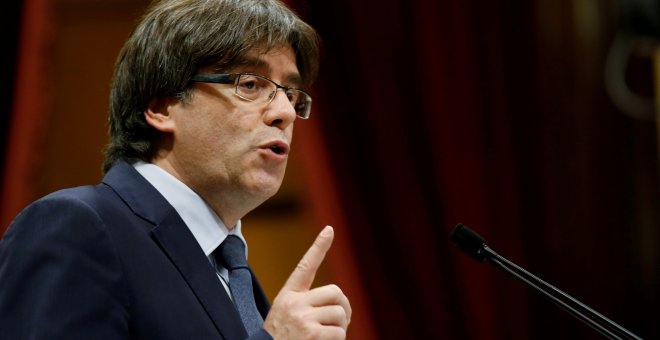 El expresident de la Generalitat, Carles Puigdemont, en una intervención en el parlament en septiembre de  2016. REUTERS/Albert Gea