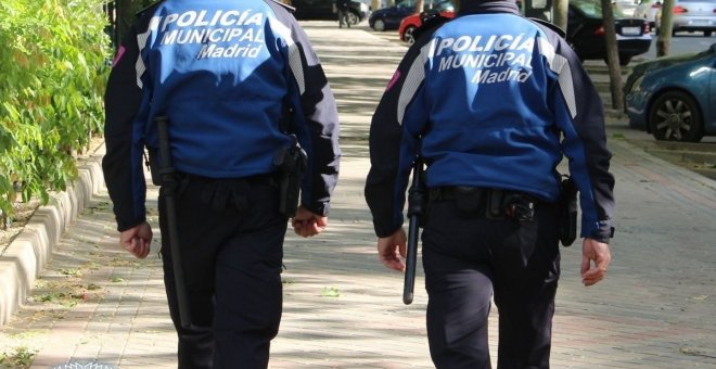 Dos policías municipales de Madrid. EUROPA PRESS