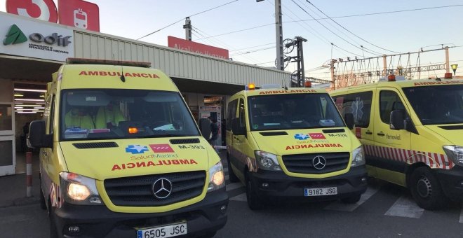 Ambulancias en la estación de Cercanías de Alcalá. EMERGENCIAS 112