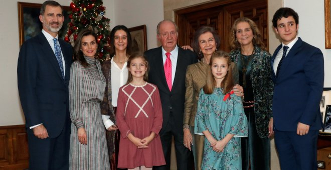 El rey Juan Carlos celebra su 80 cumpleaños junto a miembros de la familia real./EFE