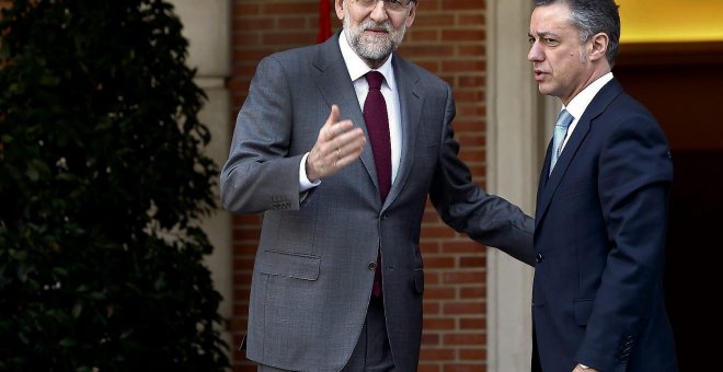 Mariano Rajoy e Íñigo Urkullu en La Moncloa. EFE / J. M. Espinosa/Archivo