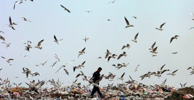 Vertedero de Vinca, Serbia, en enero de 2006. ANDREJ ISAKOVIC / AFP