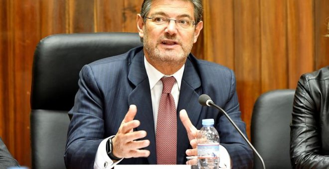 El ministro de Justicia, Rafael Catalá, defendiendo que Carles Puigdemont no puede ser candidato a presidente de la Generalitat porque una persona "que está huida de la justicia" no puede "ser candidata a nada". EFE