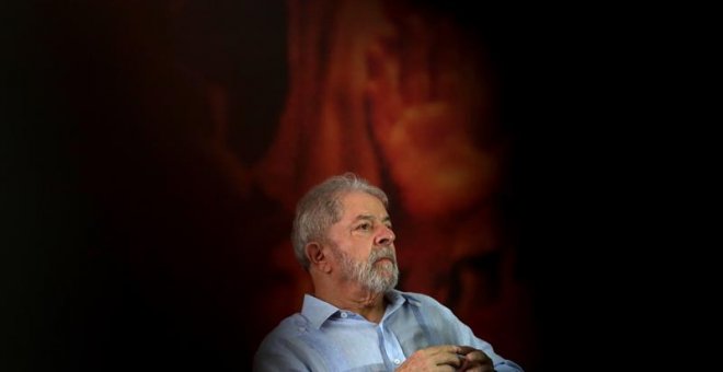 El expresidente brasileño Luiz Inácio Lula da Silva, durante una reunión del PT en Sao Paulo. - EFE