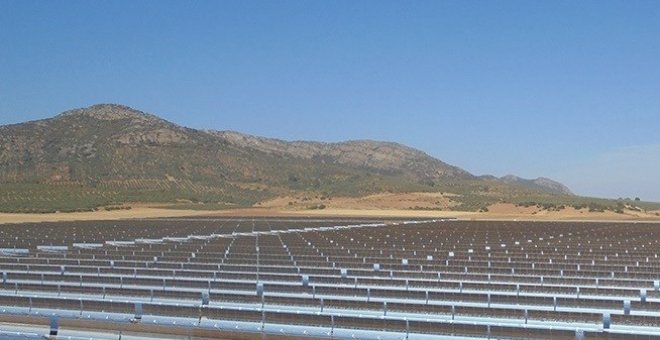 Una de las plantas termosolares e Acciona en España. E.P.