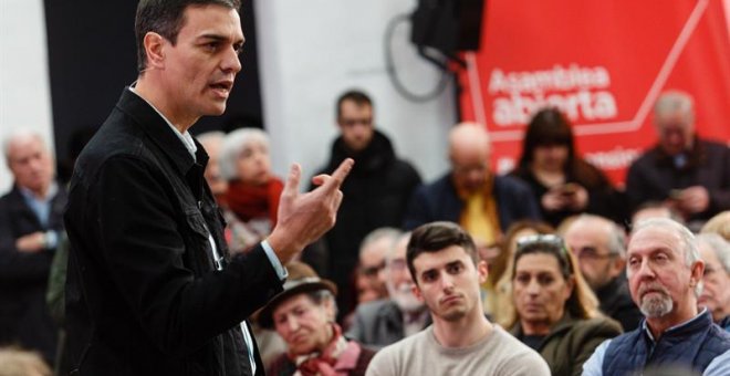 El secretario general del PSOE, Pedro Sánchez, ha participado hoy en Castellón en una asamblea abierta con militantes y simpatizantes. EFE/Domenech Castelló