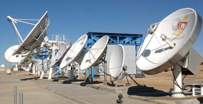 Conjunto de antenas parabólicas del centro de control de satélites de Hispasat. EFE