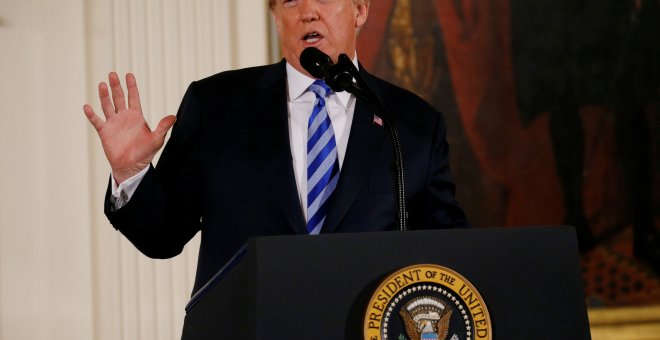 El presidente de EEUU, Donald Trump, durante una ceremonia de entrega de medallas al valor en la Casa Blanca. /REUTERS