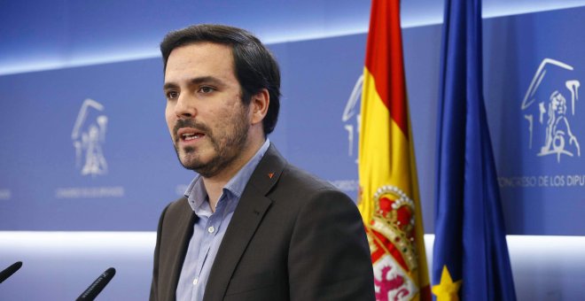 El coordinador federal de Izquierda Unida, Alberto Garzón, durante su comparecencia ante los medios en el Congreso de los Diputados. EFE/J.P. Gandul