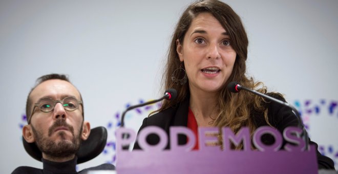 Los portavoces de Podemos Pablo Echenique y Noelia Vera comparecen en rueda de prensa tras la reunión del Consejo de Coordinación, en la sede de Podemos de la calle Princesa. EFE/ Luca Piergiovanni