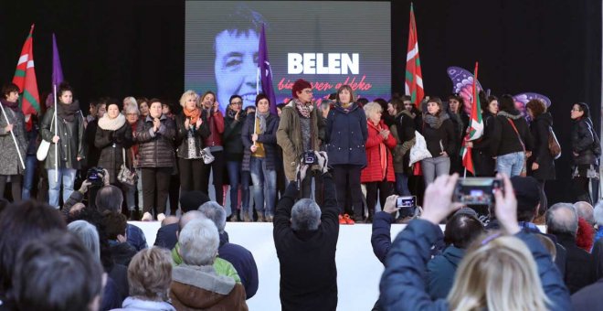 Acto celebrado en la localidad guipuzcoana de Lazkao de "despedida" de la histórica dirigente de ETA Belén González Peñalva, recientemente fallecida. EFE