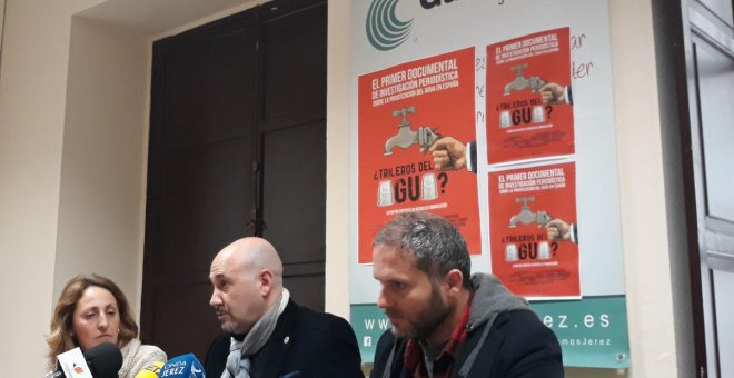 Rueda de prensa en la que se presenta 'Trileros del Agua'.