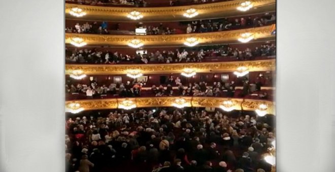 Gritos de Libertad Puigdemont en el Liceu - Twitter