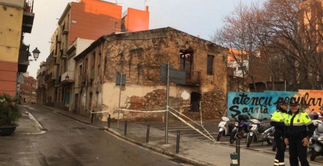 Fachada calcinada del Ateneu de Sarrià.