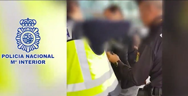 Detención de uno de los presuntos agresores sexuales de una joven en Alicante. / POLICÍA NACIONAL