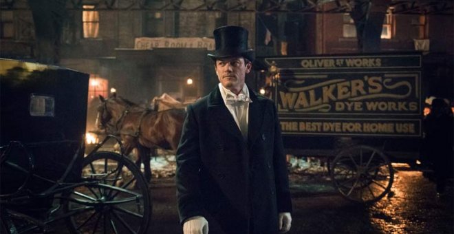 'The Alienist' entra por los ojos gracias a la ambientación de una Nueva York sucia y enfangada en plena ebullición a finales del siglo XIX.