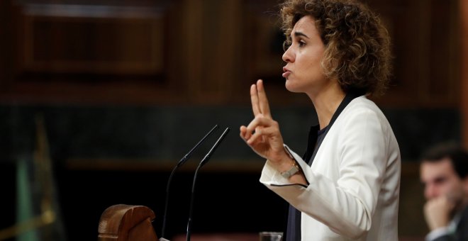 La ministra de Sanidad, Dolors Montserrat, durante su intervención en el Pleno del Congreso en el debate del proyecto de Ley de Presupuestos Generales del Estado de 2018. EFE/Chema Moya