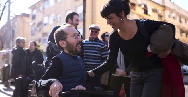 La coordinadora de Podemos en Andalucía, Teresa Rodríguez, y el secretario de Organización del partido, Pablo Echenique / EFE