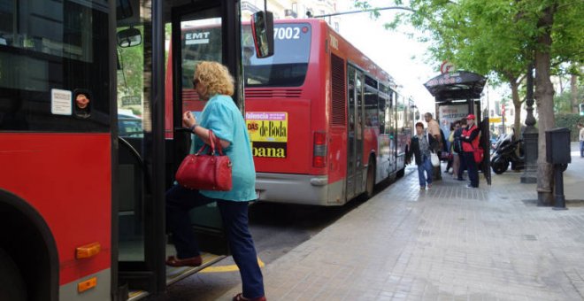 Autobuses de la EMT en Valencia. EFE/Archivo