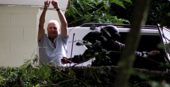 El expresidente de Panamá Ricardo Martinelli, a su llegada a la prisión. REUTERS/Carlos Lemos