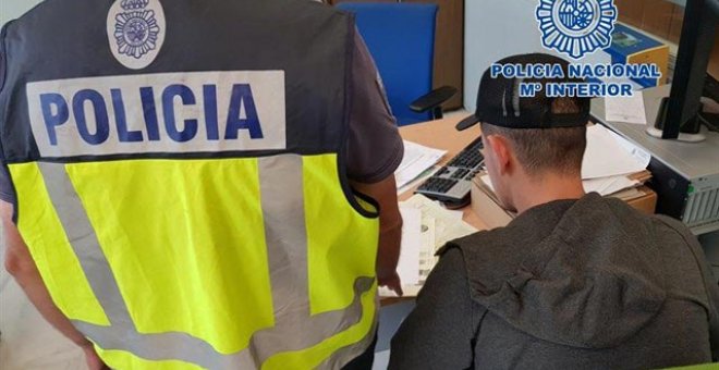 La Policía prevé realizar hasta 60 detenciones. (EP)