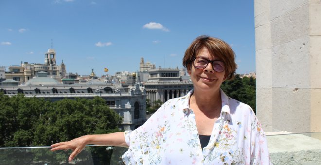 Inés Sabanés, en la azotea del Ayuntamiento de Madrid. ERLY QUIZHPÉ