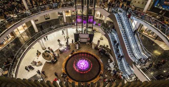 Interior del centro comercial Vallsur de Valladolid - Web del centro comercial