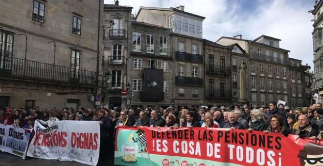 manifestación de pensionistas en Santiago de Compostela. E.P.