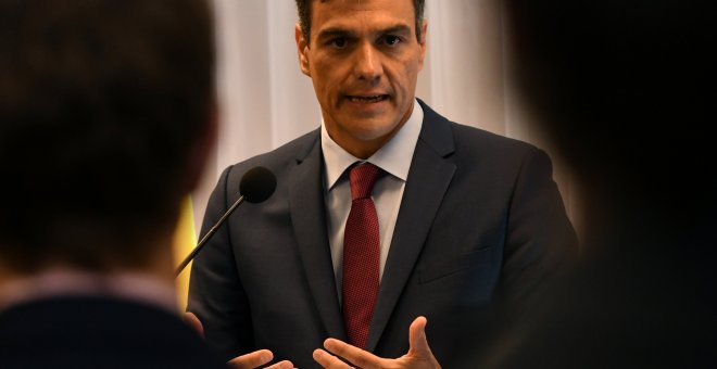 El presidente del Gobierno, Pedro Sánchez, durante una rueda de prensa en su visita oficial a Bolivia. REUTERS/Rodrigo Urzagasti