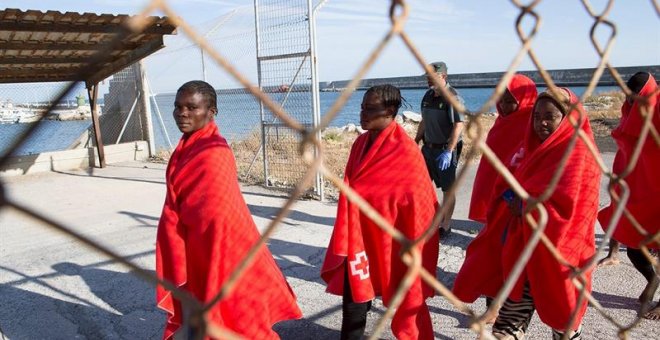 Los flujos de llegada de migrantes a España han sido en los últimos años similares a la salida de ciudadanos autóctonos. / ARCHIVO