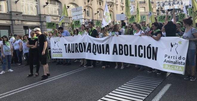 Imagen de la marcha que ha partido en la Puerta del Sol en contra de las becerradas - Arancha Ríos