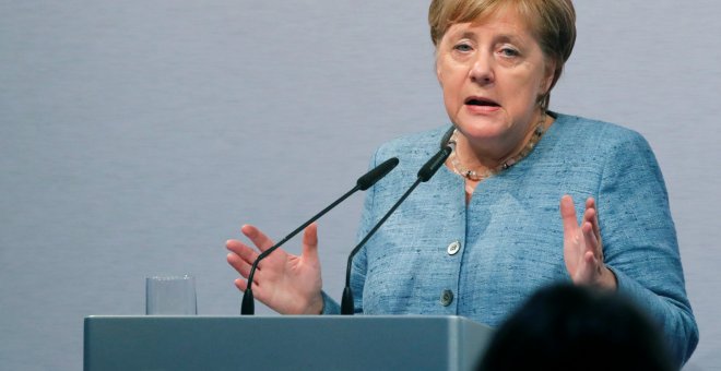 La canciller alemana, Angela Merkel, habla durante la ceremonia de apertura de un centro tecnológico en Immendingen, en Alemania. September 19, 2018. REUTERS/Arnd Wiegmann