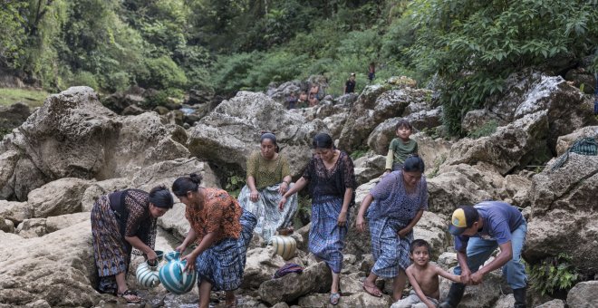 Las mujeres lideran la lucha contra la hidroeléctrica RENACE, vinculada a ACS, que impacta negativamente en el 95% de la población del municipio de San Pedro Carchá (Guatemala). PEDRO ARMESTRE