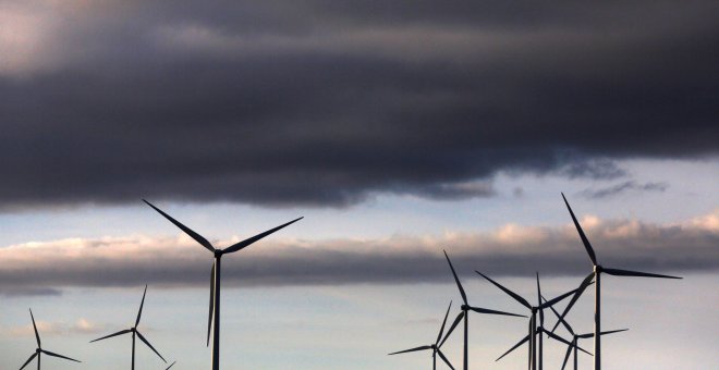 Aerogeneradores de Iberdrola en un parque eólico en la localidad de Moranchon (Guadalajara). REUTERS/Sergio Perez