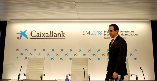 El consejero delegado de CaixaBank, Gonzalo Gortázar, antes del inicio de la rueda de prensa de presentación de los resultados económicos correspondientes a los nueve primeros meses de 2018. EFE/Manuel Bruque