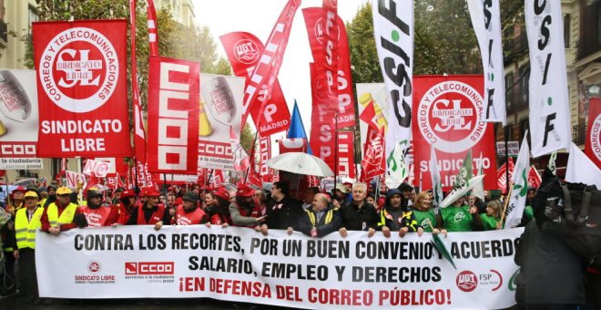 Una de las últimas manifestaciones de los empleados de Correos.- EFE