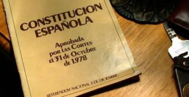 El pleno ha dado luz verde al dictamen para limitar los aforamientos - EFE