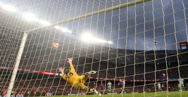 Imagen de un partido de LaLiga Santander entre Barcelona y Betis.- REUTERS