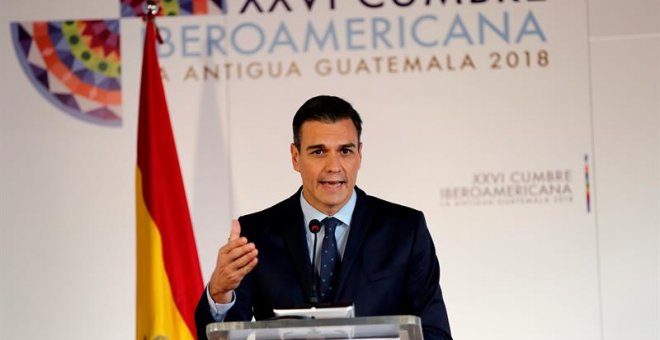 El presidente del Gobierno español, Pedro Sánchez, ofrece una rueda de prensa hoy, durante la XXVI Cumbre de las Américas, en Antigua, Guatemala. EFE/José Méndez