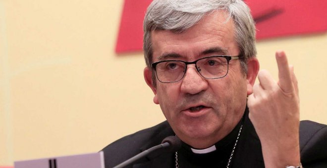 El secretario general de la Conferencia Episcopal Española, Luis Argüello, durante una rueda de prensa tras Asamblea Plenaria | EFE