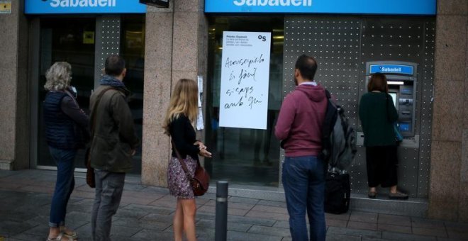 Una sucursal de Sabadell en Barcelona. REUTERS/Ivan Alvarado