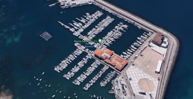 El pasado domingo 23 de diciembre un hombre agredió a dos chicas en el Puerto de Sanxenxo - Google Maps