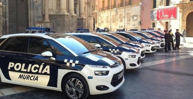 La Policía de Murcia encontró a la mujer escondida en un armario de la vivienda.