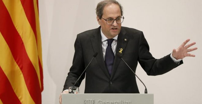 09/01/2019.- El presidente de la Generalitat, Quim Torra, durante la comparecencia que ha realizado hoy en el Palau en la que anunció el ganador del Premio Internacional Catalunya, que ha recaido en el ingeniero norteamericano Vinton Cerf. EFE/Andreu Dalm