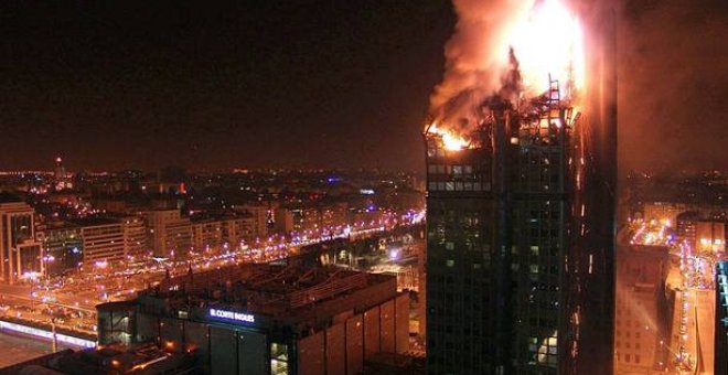 Imágenes del incendio del edificio Windsor /EFE