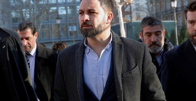 12/02/2019.- El líder de Vox, Santiago Abascal, a su llegada al Tribunal Supremo, donde hoy se inicia el juicio del "procés", en el que están acusados doce líderes independentistas, incluido el exvicepresident Oriol Junqueras, por el proceso soberanista c