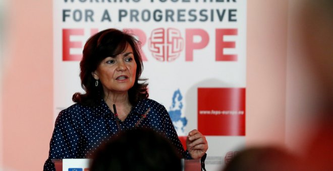 La secretaria de Igualdad del PSOE y vicepresidenta del Gobierno, Carmen Calvo, durante su intervención en la convención del Partido Socialista Europeo (PES) que tiene lugar en el Museo Reina Sofía de Madrid. EFE/J.J. Guillén