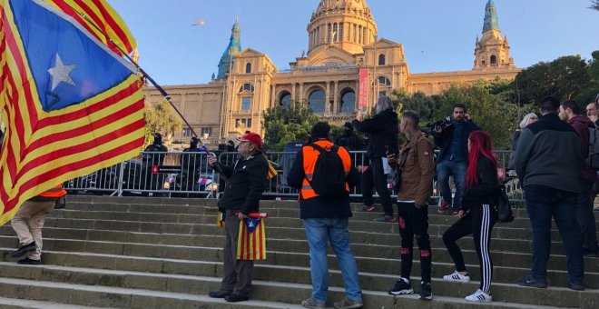 Los CDR durante la protesta en el MNAC. Twitter.