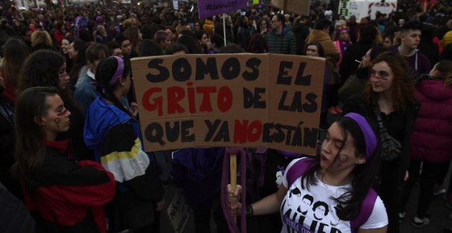 Una pancarta durante la manifestación feminista del 8M en Madrid. - EFE